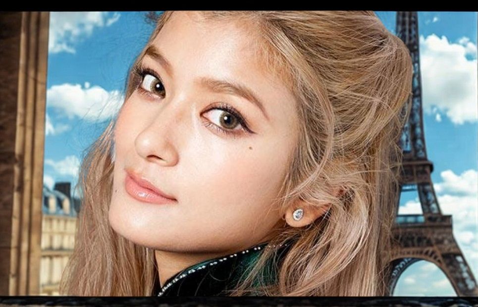 ローラ